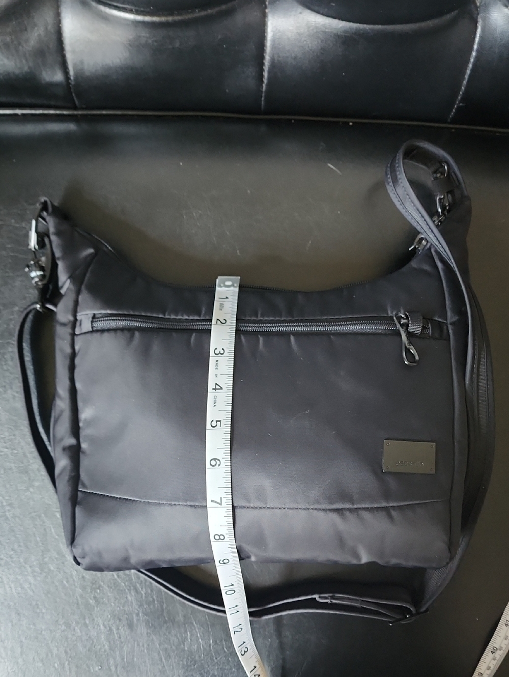 Pacsafe Citysafe Anti-theft Black Nylon Crossbody Purse Bag RFID CS Series CS100 - Picture 6 of 13